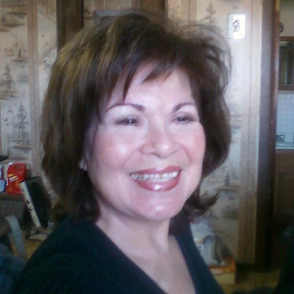 Meet your Posher, Estella